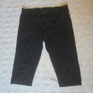 Victoria's Secret Black Knockout Cropped Pants